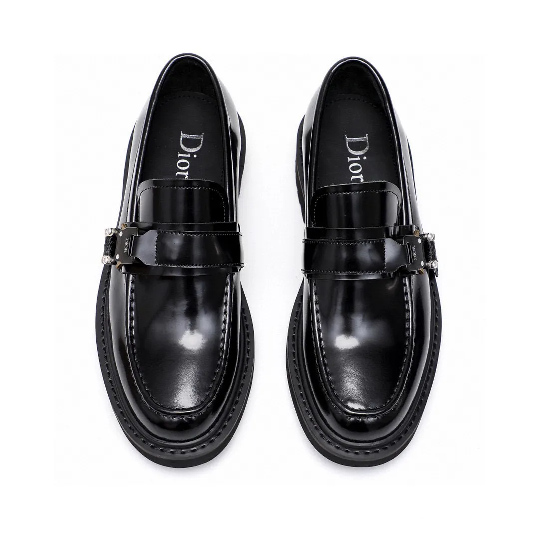 Men's shoes 💰700 💐《Dior》Dior 🇮🇹🇮🇹 counter synchronization Top purchasing agent 🔍🔍Men 2⃣️0⃣️2⃣️4⃣️Business leather shoes Original open-edge beads imported from Italy, fully imported cowhide leather lining, sole: original T men's shoes 💰U outsole, exclusive movable molded sole, super comfortable, original factory follow-up goods, 🔍🔍high quality, can be entered and exited the counter at will, welcome to compare, regular code 39-44 (38.45🉑️customized)